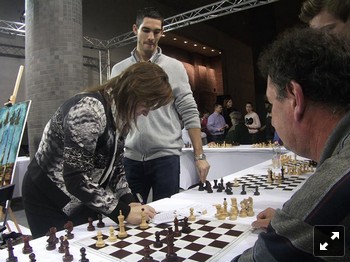 Lódi László a magyar sakk kiráynőjével mérkőzött meg