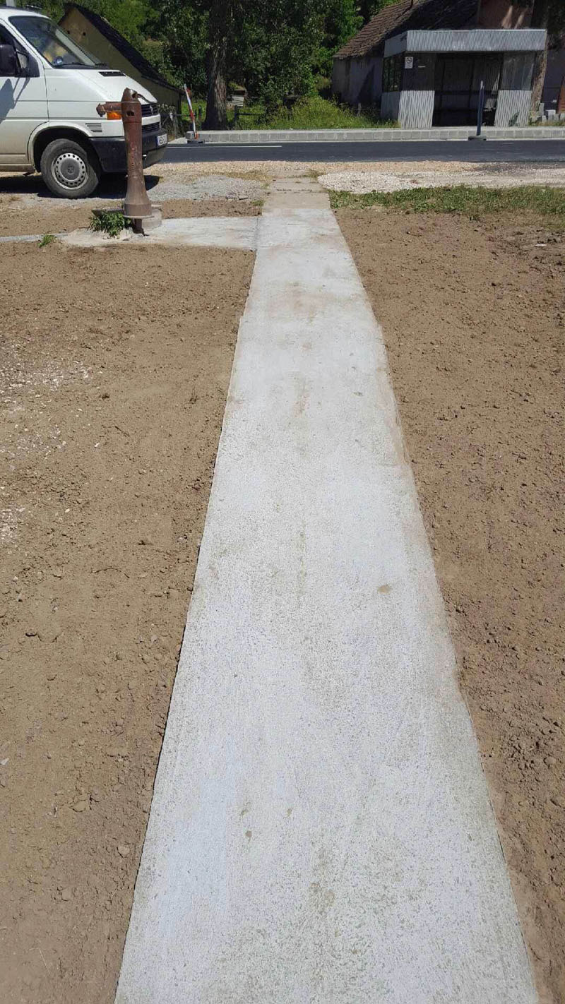 Megújult a Rácvölgyi járda