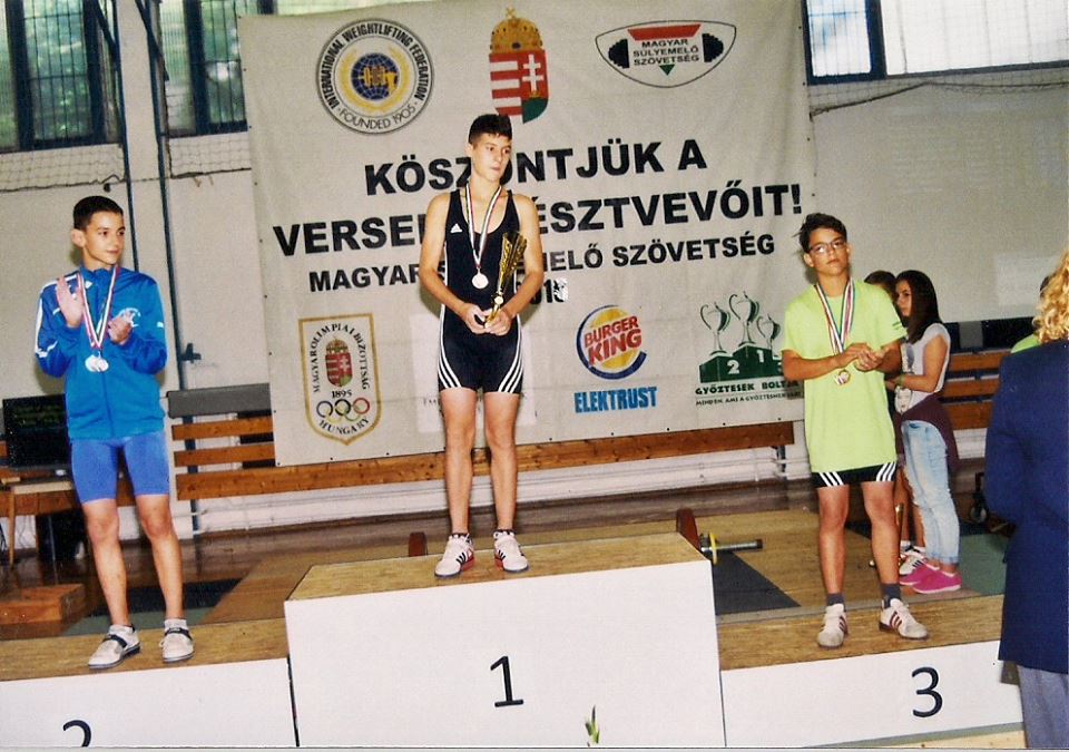 Serdülő és Ifjúsági egyéni és csapatbajnokság 