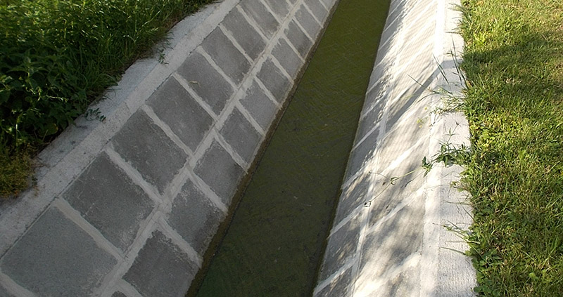 Lakossági felhívás a belterületi vízelvezető árkok tisztántartására, illetve tájékoztató a lehulló csapadékvizek szabályos elvezetéséről!