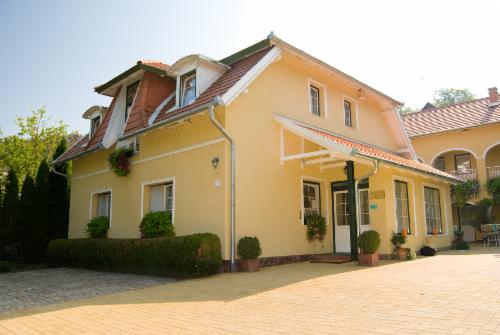 Hársfa panzió