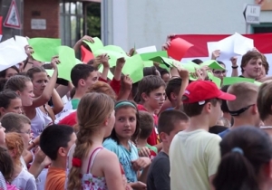 Hajr&aacute; Magyarok!