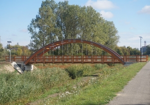 Megh&iacute;v&oacute; az &uacute;j ker&eacute;kp&aacute;ros h&iacute;d avat&aacute;s&aacute;ra