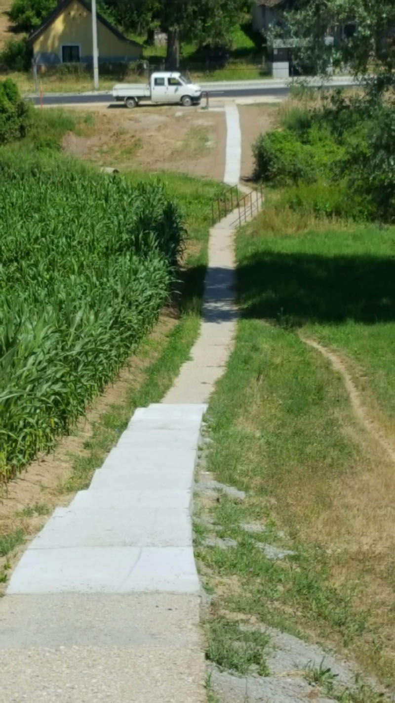 Megújult a Rácvölgyi járda