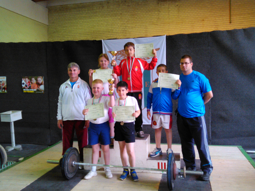 Jó úton jár a súlyemelő utánpótlás Tamásiban