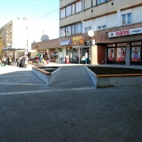 megujult-buszmegallo03