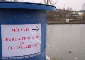 J&eacute;gre menni tilos!