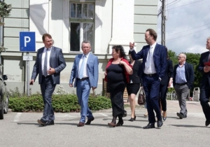 &Uacute;j testv&eacute;rtelep&uuml;l&eacute;se van Tam&aacute;sinak