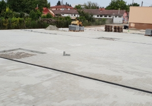 T&aacute;j&eacute;koztat&oacute; a Piact&eacute;r lez&aacute;r&aacute;s&aacute;r&oacute;l