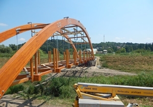 K&eacute;sz&uuml;l a ker&eacute;kp&aacute;ros h&iacute;d