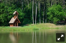 Szent Hubertus Kápolna a Parkerdőben
