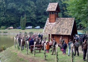 Tr&oacute;fea szemle &eacute;s szarvasbőgő &eacute;lm&eacute;nyt&uacute;ra