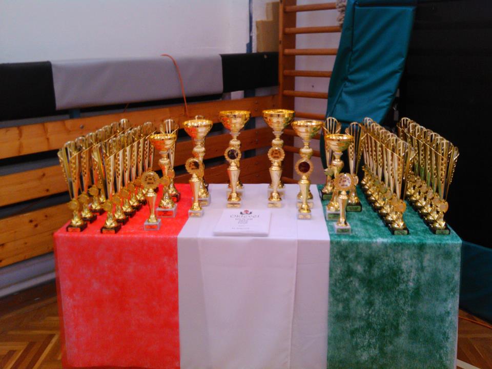 Serdülő és Ifjúsági egyéni és csapatbajnokság 