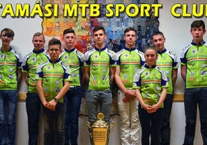 Sikeres szezonz&aacute;r&aacute;s, 2016-os tervek