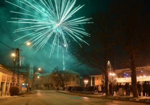 &Eacute;jszakai k&eacute;pek Tam&aacute;sir&oacute;l