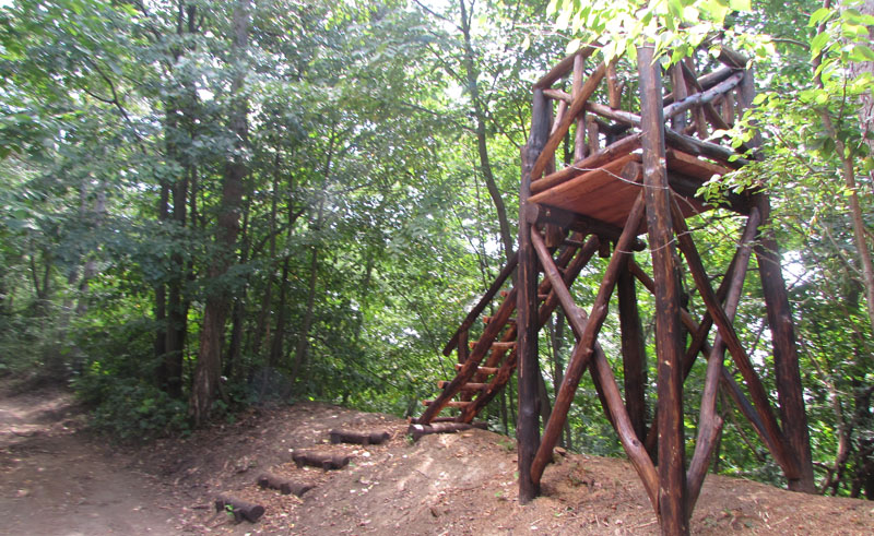 A Kilátó elkészült, a Túrapont és a Látogatóközpont építése jól halad