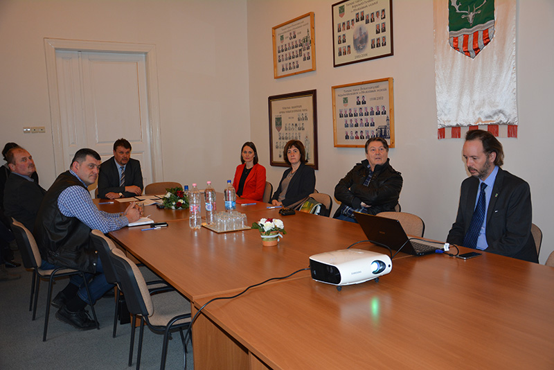 Kerékpárút a Balatonig